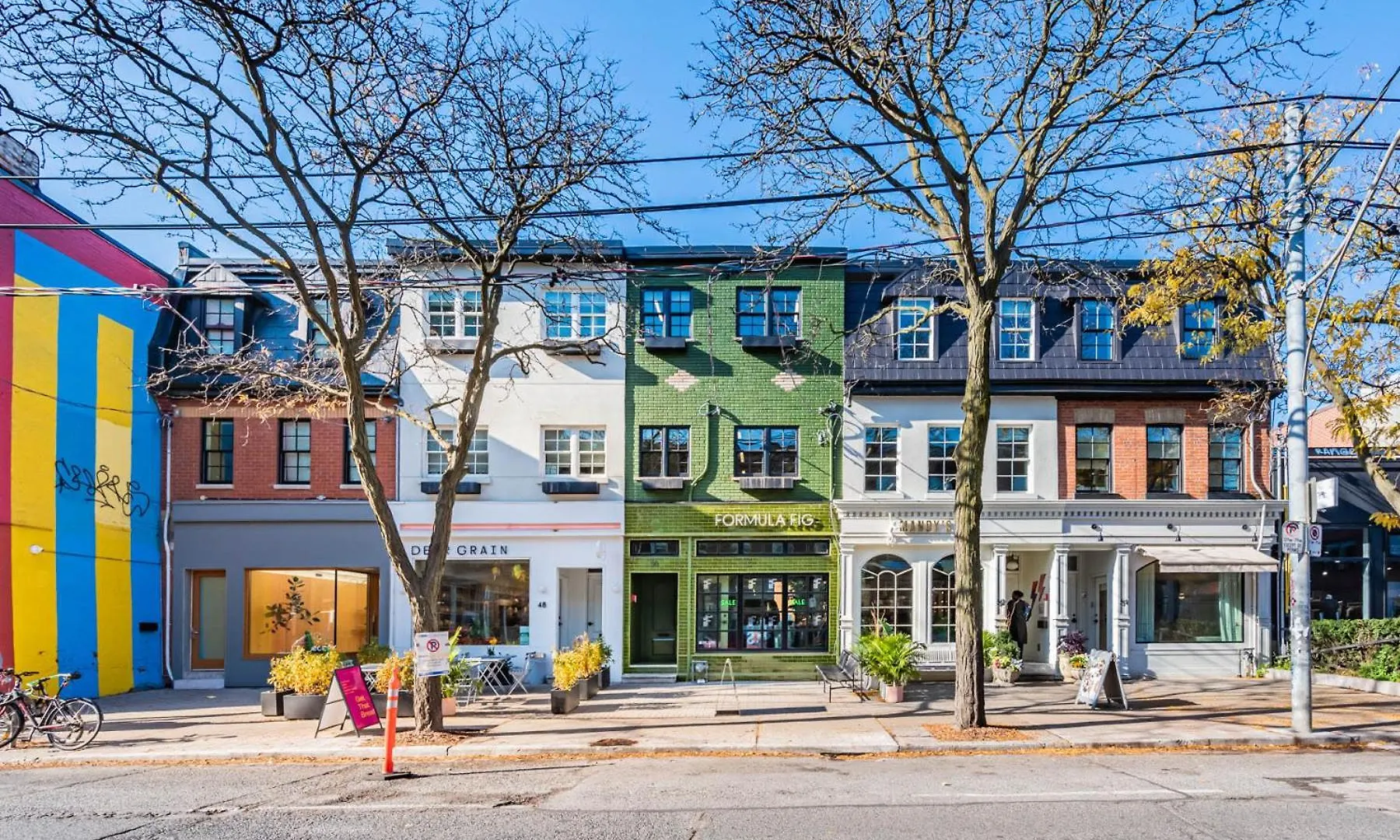 Pet-Friendly Apartment On Ossington Ave Toronto