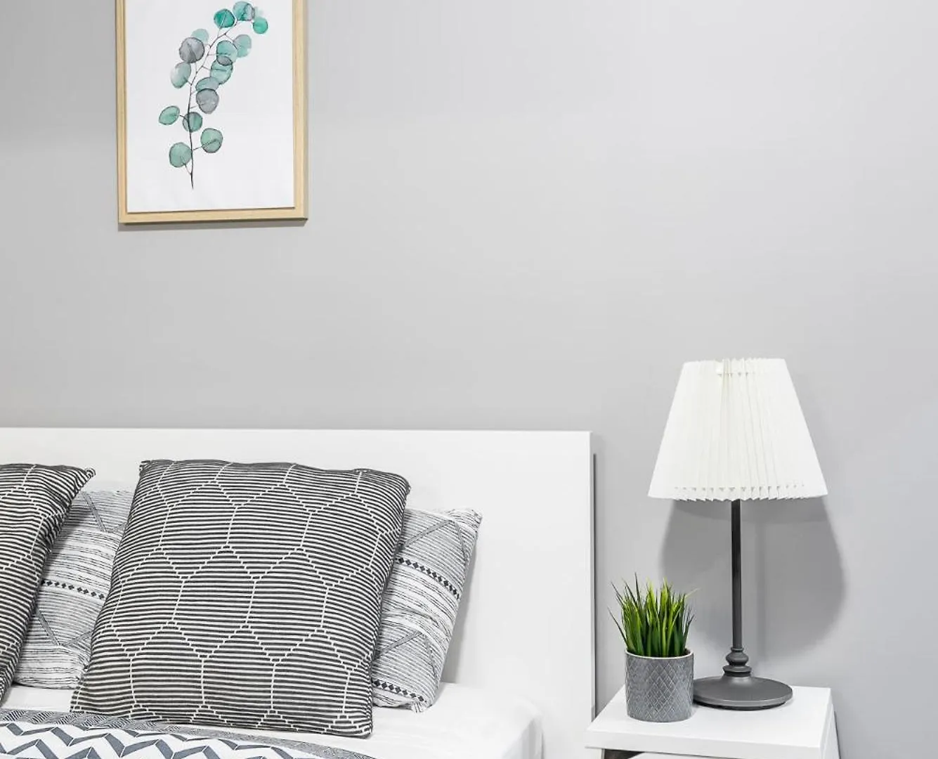 Pet-Friendly Apartment On Ossington Ave Toronto